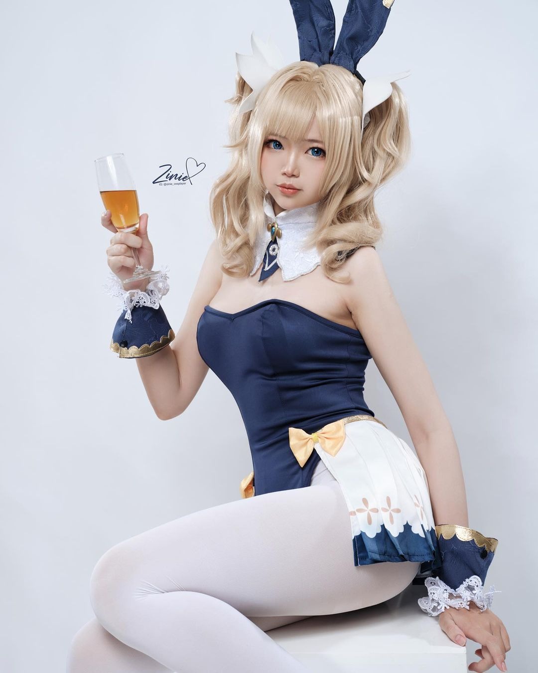 图片[1]-ZinieQ – NO.124 Barbara Bunny[12P]-XikXak